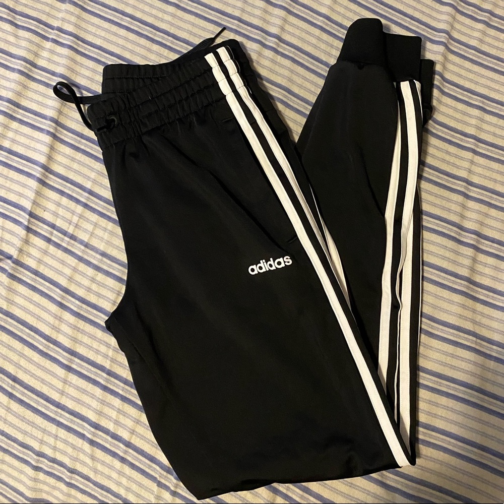 Adidas joggers